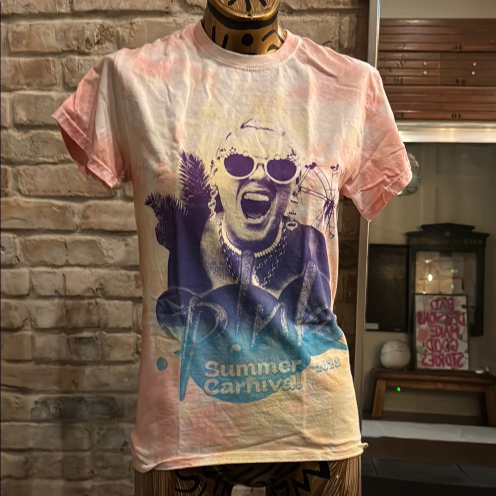 Pink Summer Carnival Graphic T-Shirt -S